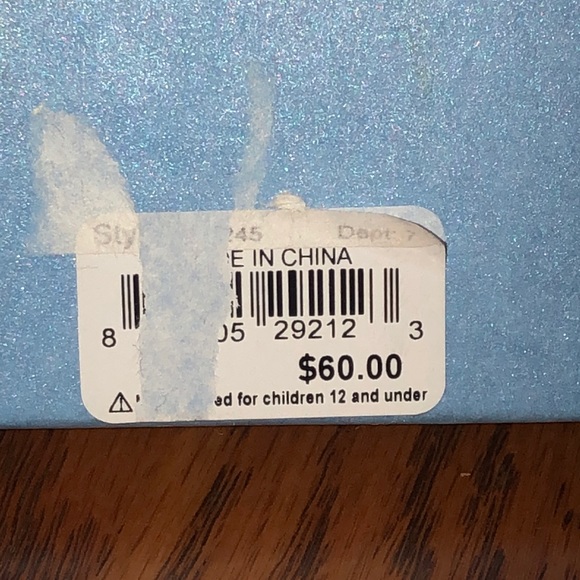 NIB Footnotes Florida Strong Silver Necklace - Picture 4 of 4